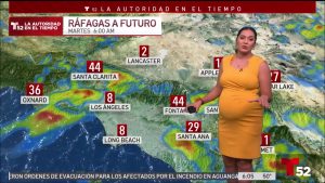 Alondra Anaya VERY PREGNANT and SEXY Body 000024