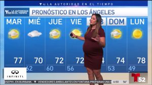 Alondra Anaya VERY PREGNANT and SEXY Body 000075