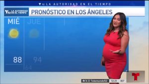 Alondra Anaya VERY PREGNANT and SEXY Body 000086